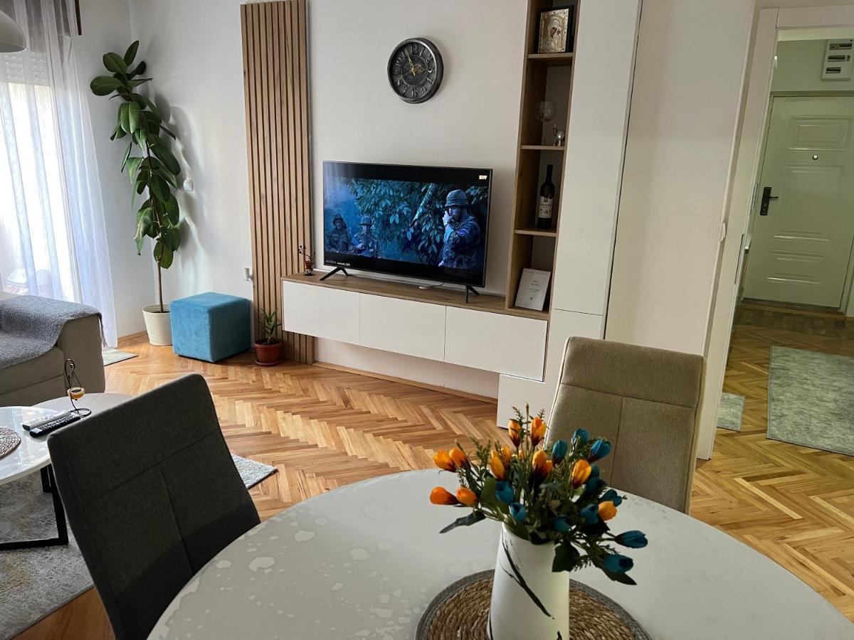 Modern Reality Lägenhet Kumanovo Exteriör bild